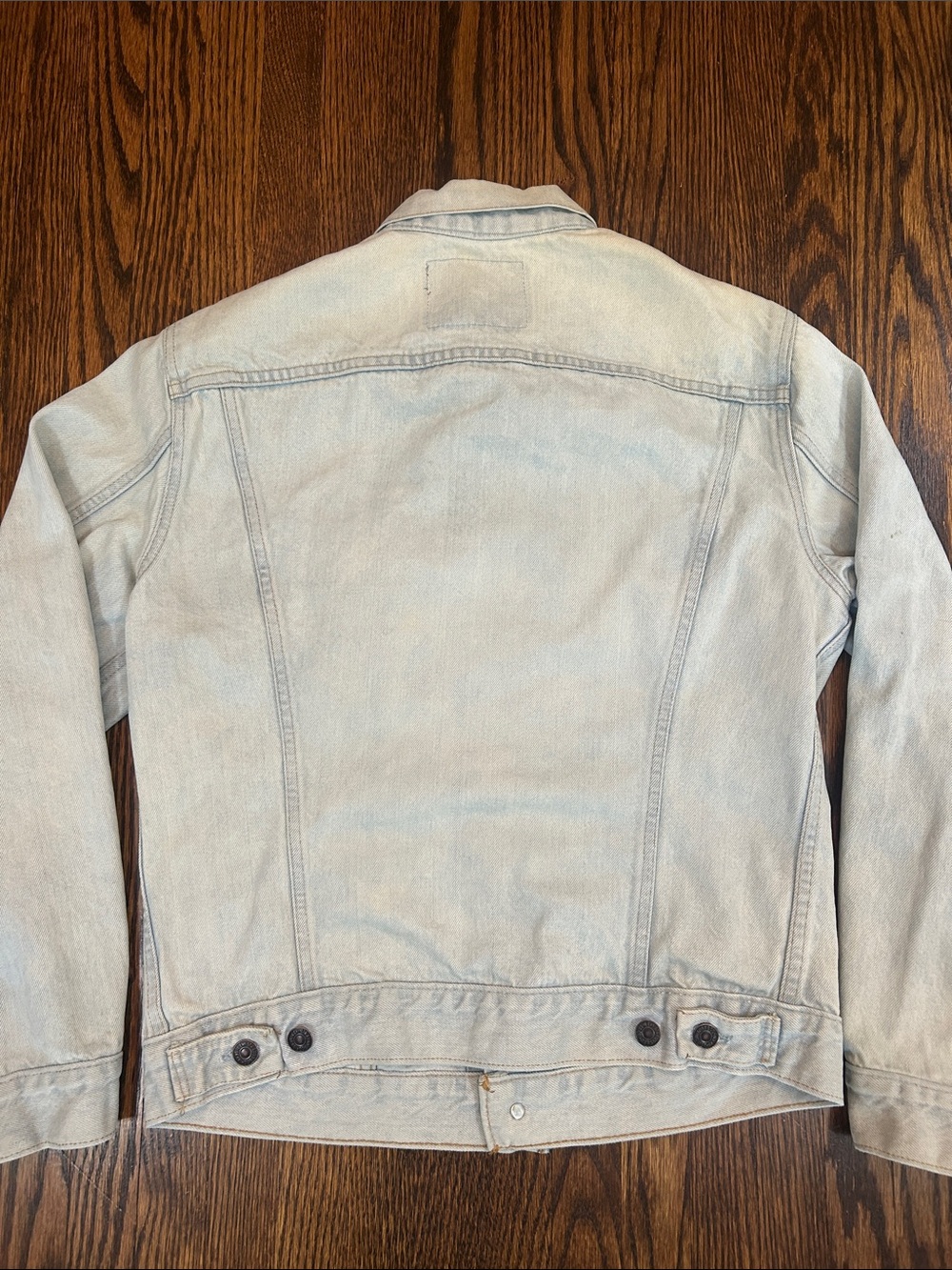 Vintage 90s Levi’s Bleached Denim Jean Jacket - Picture 11 of 16